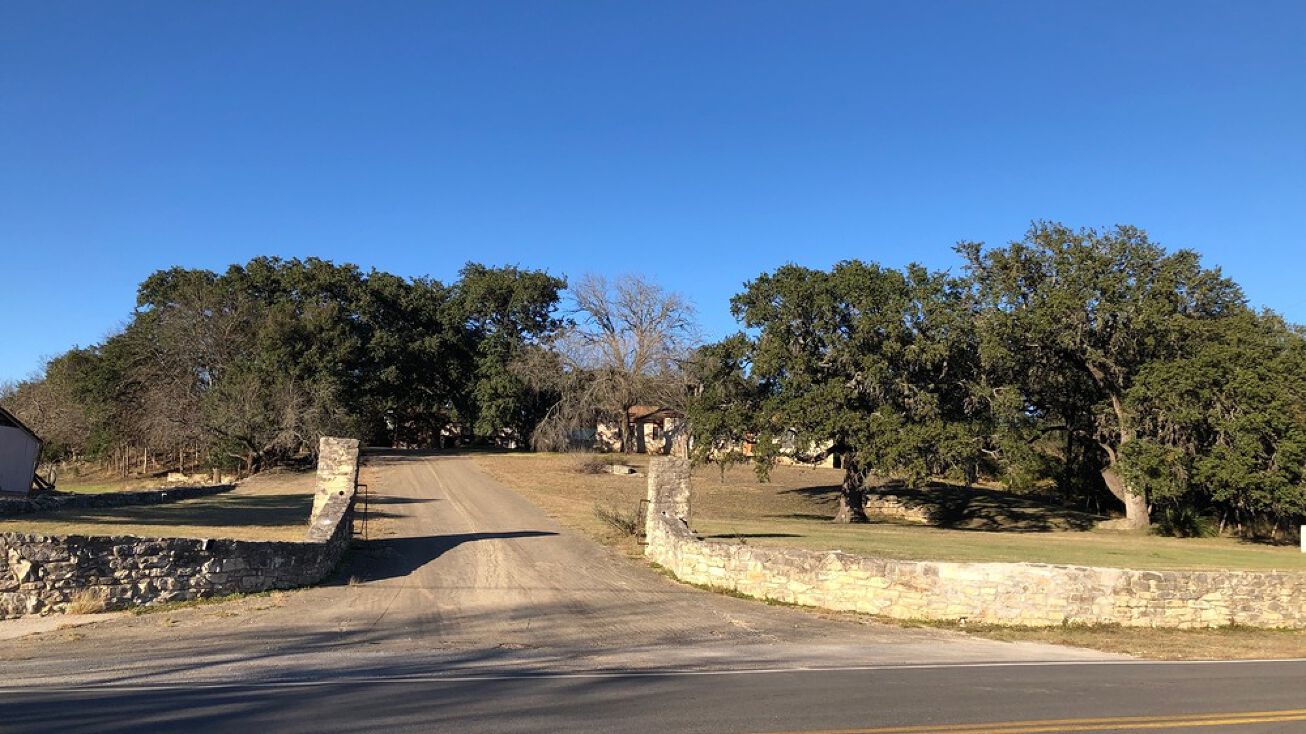 2471 Bulverde Rd, Bulverde, TX 78163