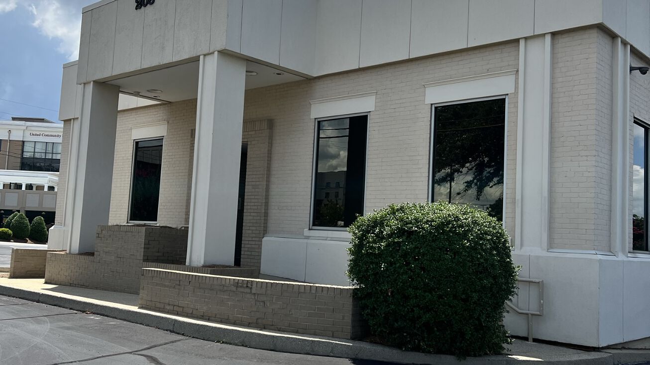 208 Alabama St, Carrollton, GA 30117