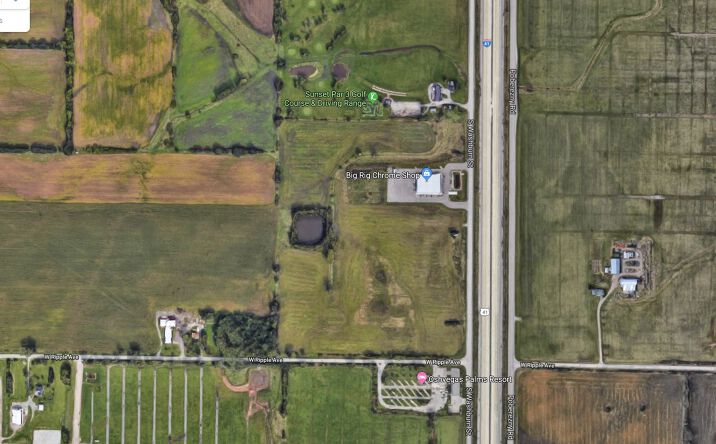 Pictures of Land property located at 3665 S Washburn St, Oshkosh, WI 54904 for sales - image #1
