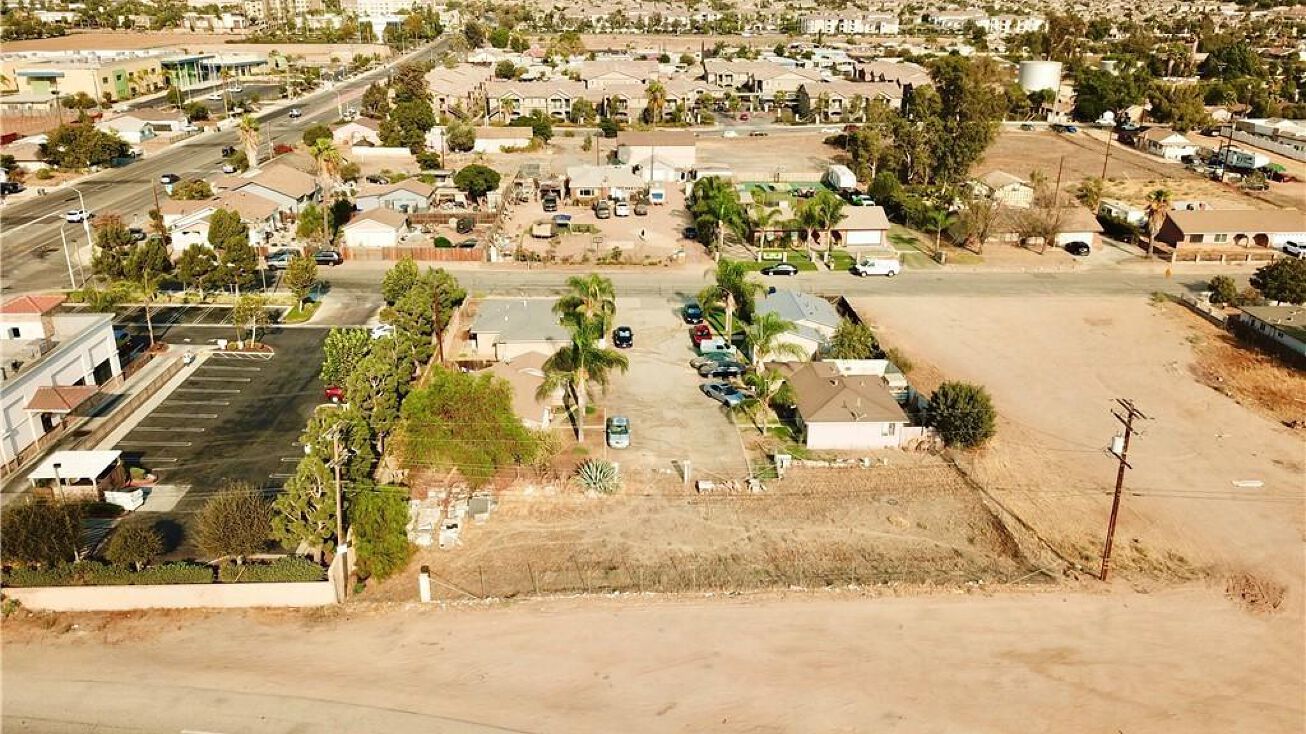 13051 Lancaster Ln, Moreno Valley, CA 92553