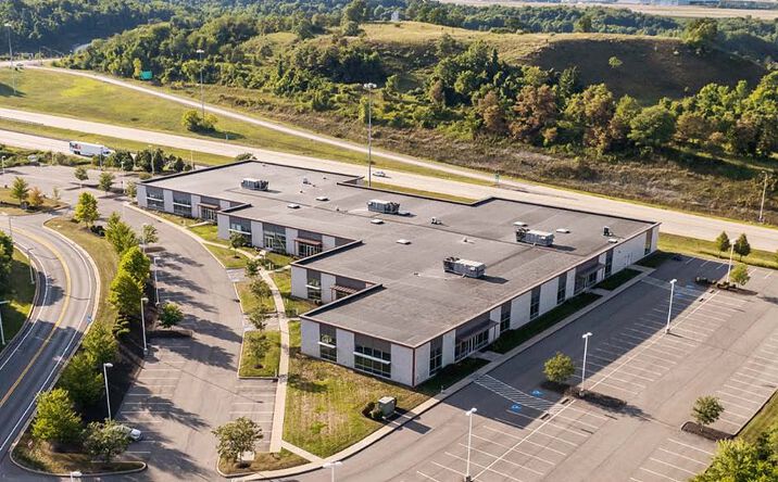 Pictures of Retail, Office, Industrial property located at 400 Industry Dr, Coraopolis, PA 15108 for sales - image #1