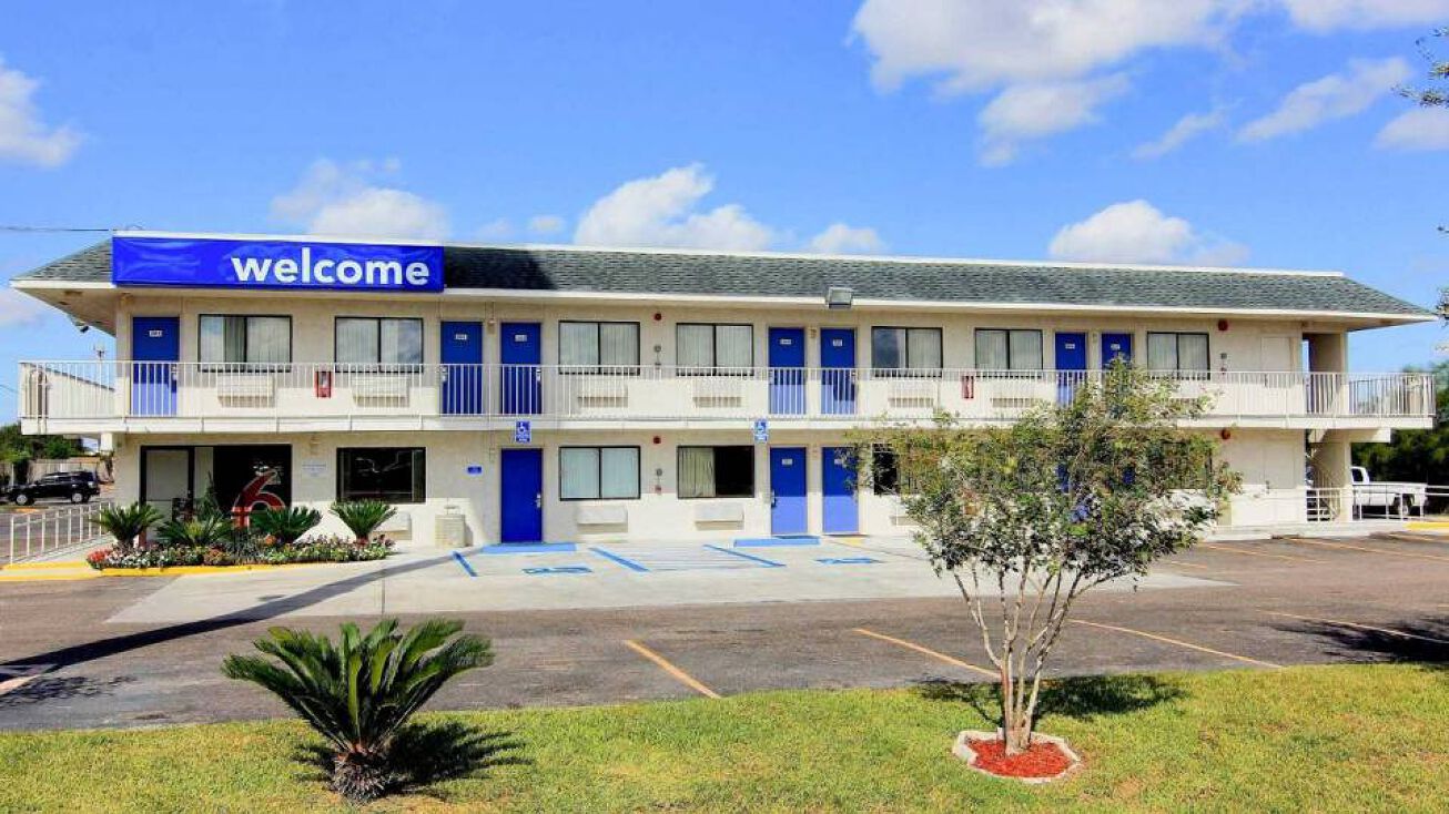 101 US Highway 77, Kingsville, TX 78363