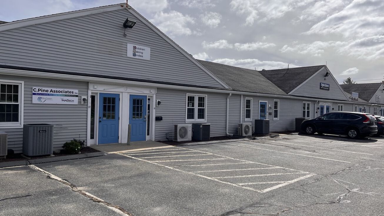 4 Barlows Landing Rd, Bourne, MA 02559