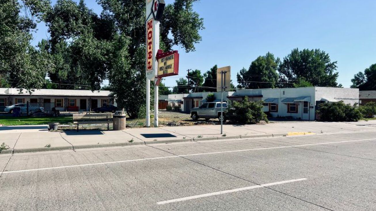300 Greybull Ave, Greybull, WY 82426 Retail Property for Sale 300