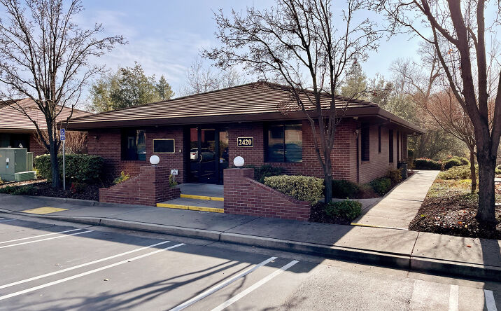 Pictures of Office property located at 2420 Professional Dr, Roseville, CA 95661 for comps - image #1