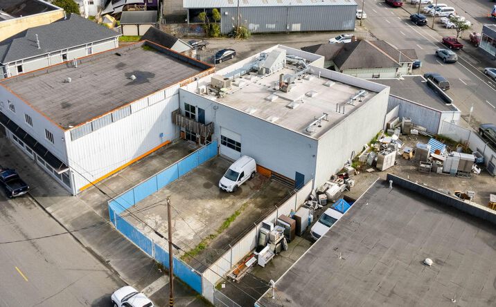 Pictures of Industrial, Mixed Use, Retail property located at 627 Summer St, Eureka, CA 95501 for comps - image #1