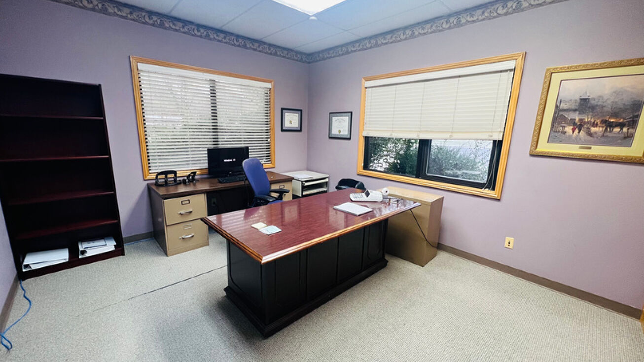 1392 Plaza Pl, Springdale, AR 72762 Office Property for Sale 1392