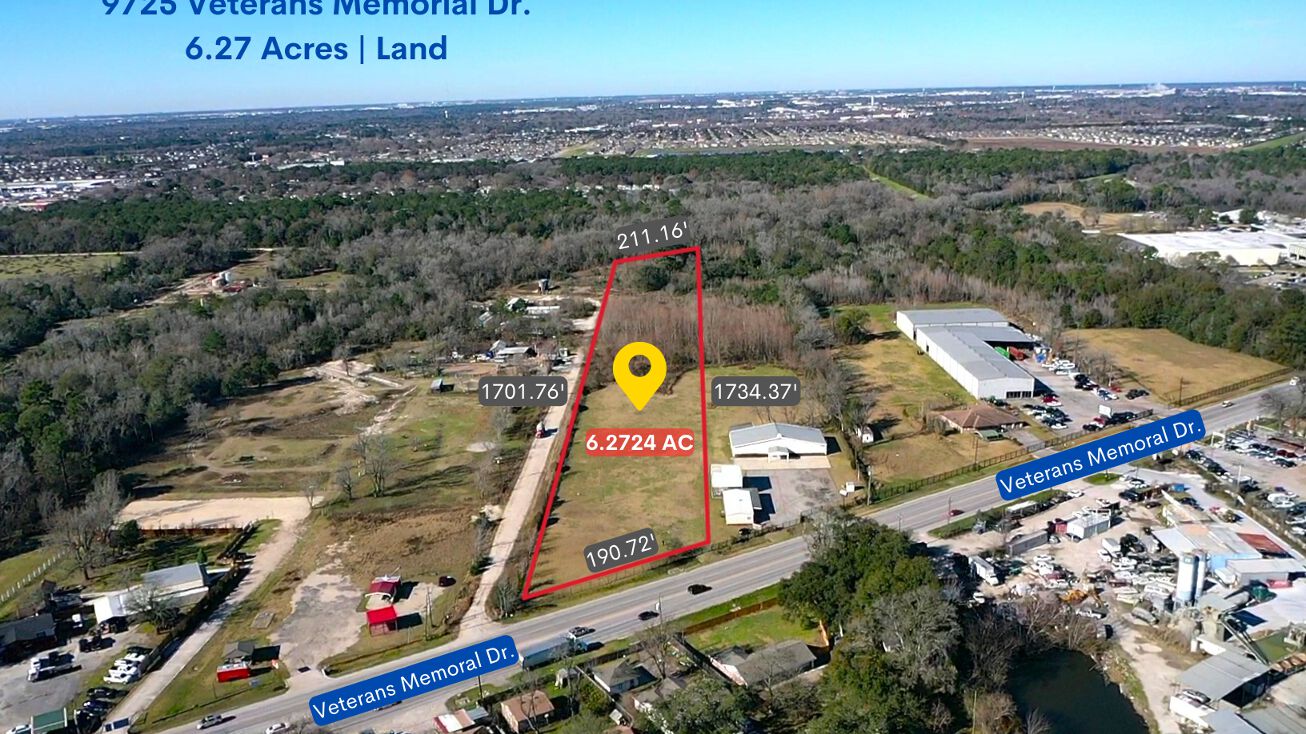 9725 Veterans Memorial Dr, Houston, TX 77038