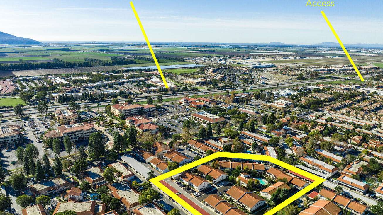 811 Hacienda Dr, Camarillo, CA 93012