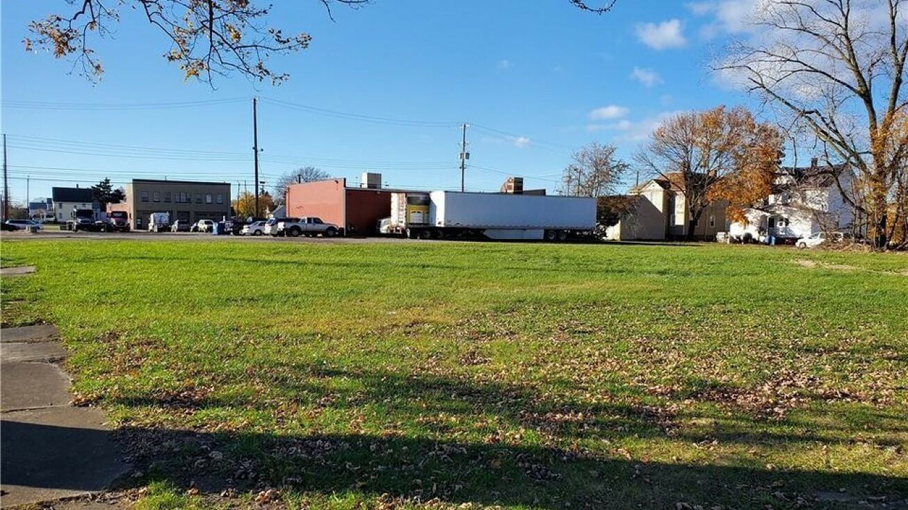 V/L East 22nd St, Lorain, OH 44052