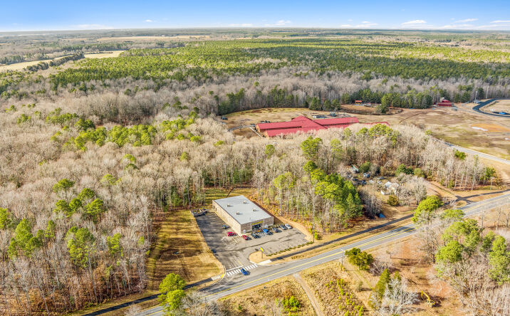 Pictures of Retail property located at 10341 Courthouse Rd, Charles City, VA 23030 for comps - image #1