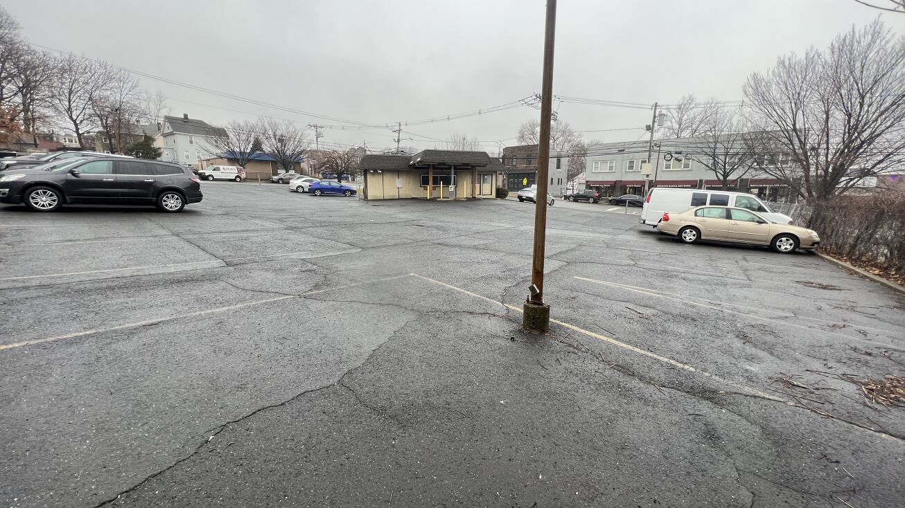 30 Mt Vernon St, Ridgefield Park, NJ 07660