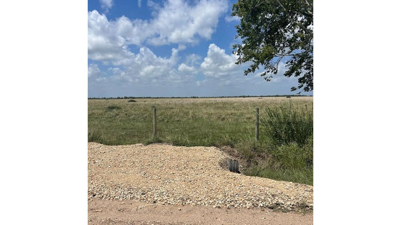 7007 CR 166, Bay City, TX 77414