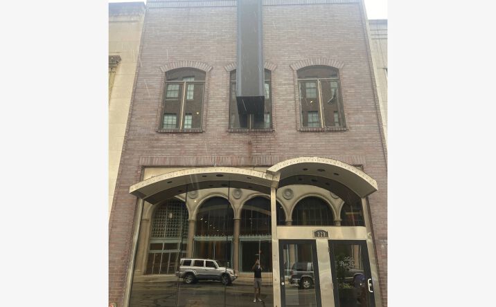 Pictures of Retail property located at 329 N Huron St, Toledo, OH 43604 for sales - image #1