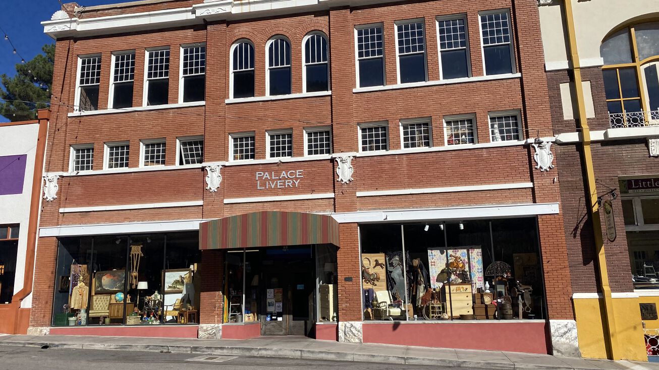 69 Main St, Bisbee, AZ 85603