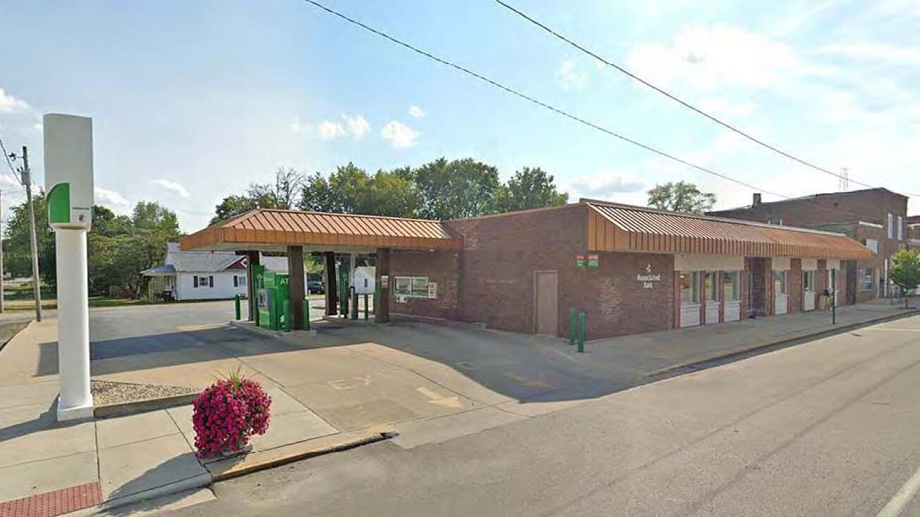 218 E Central Ave, Benld, IL 62009 Retail Property for Sale 218 E