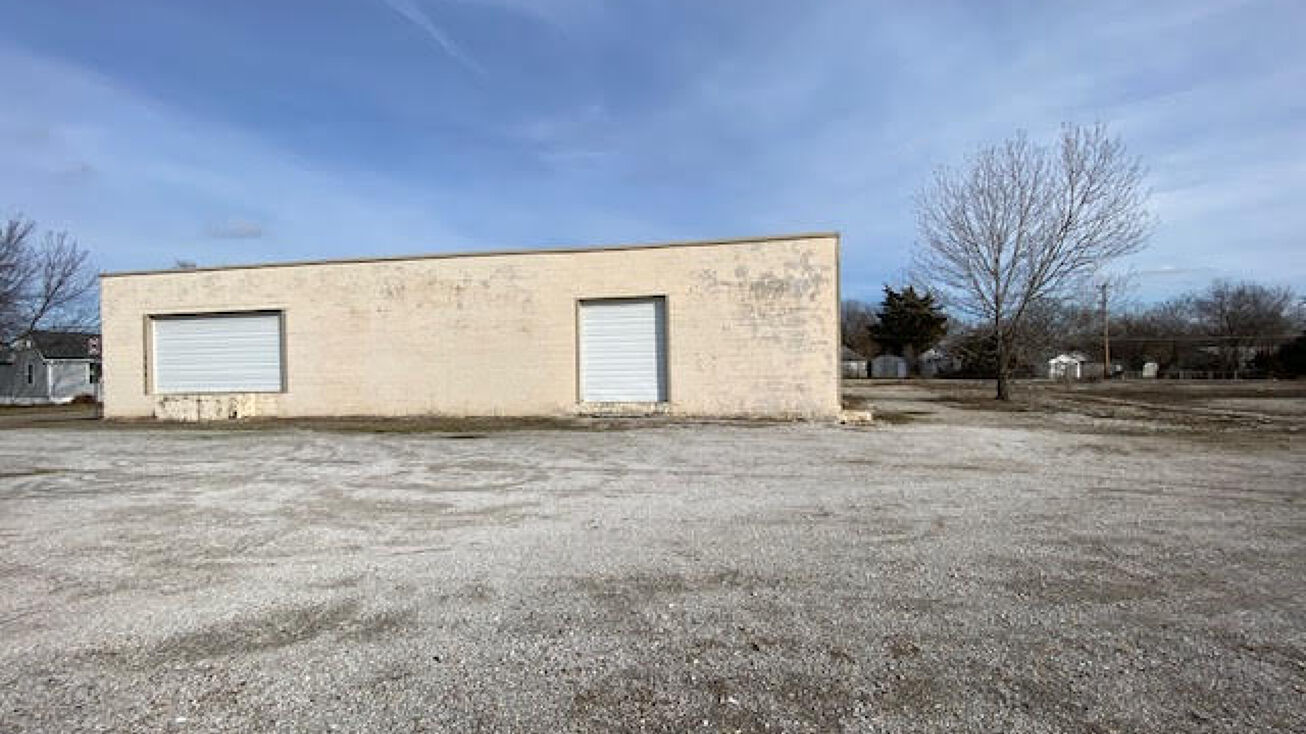 329 N Maiden Ln, Joplin, MO 64801