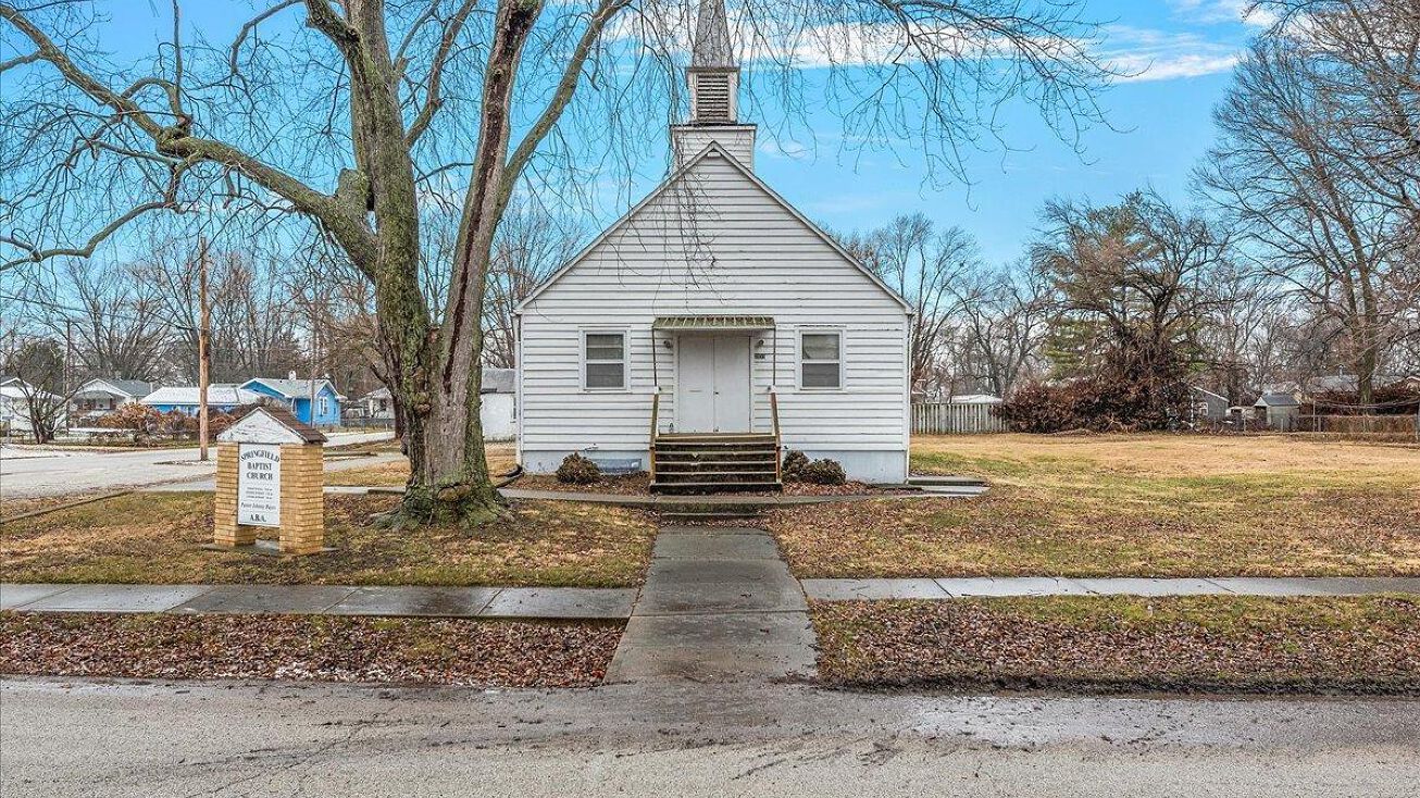 2855 S 15TH Street, Springfield, IL 62703