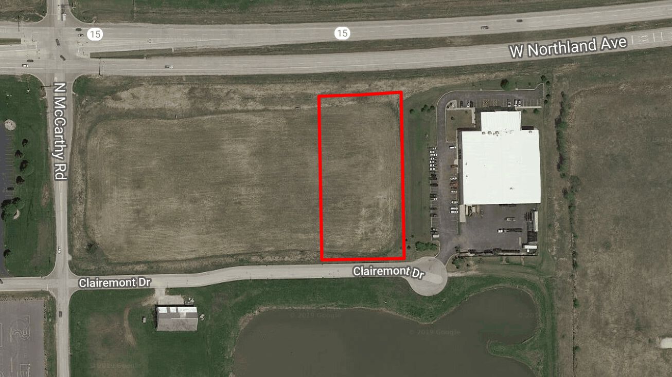 5080 Clairemont Dr, Appleton, WI 54913