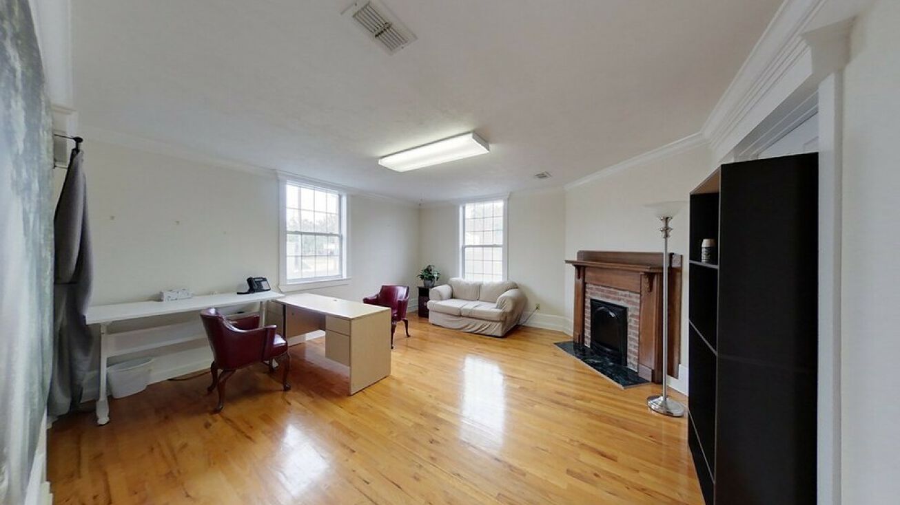 200 Gordon Ave, Thomasville, GA 31792