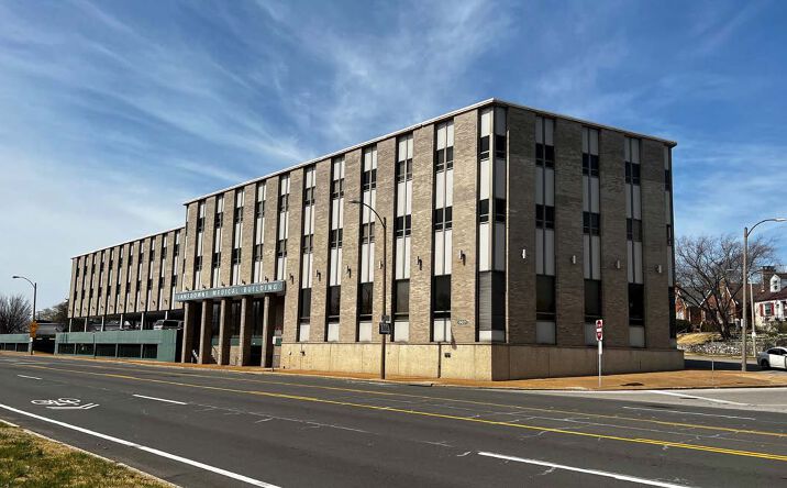 Pictures of Multifamily property located at 6651 Chippewa St, St. Louis, MO 63109 for sales - image #1