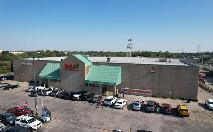 Pictures of Retail property located at 3230 Martin Luther King Jr Blvd, Dallas, TX 75210 for sales - image #1