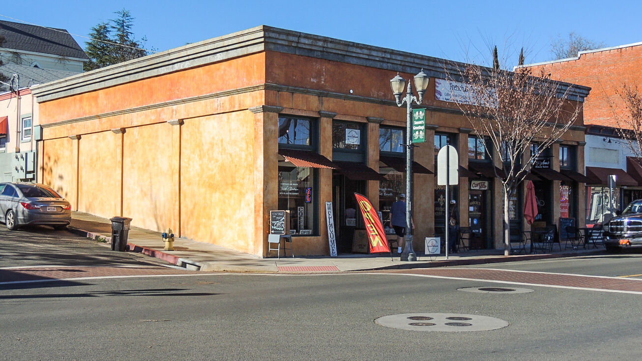 101 N Main St, Lakeport, CA 95453 Mixed Use Property for Sale Ross