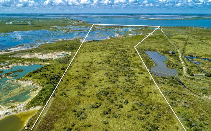Pictures of Land property located at 3890 FM 1069, Rockport, TX 78382 for sales - image #1