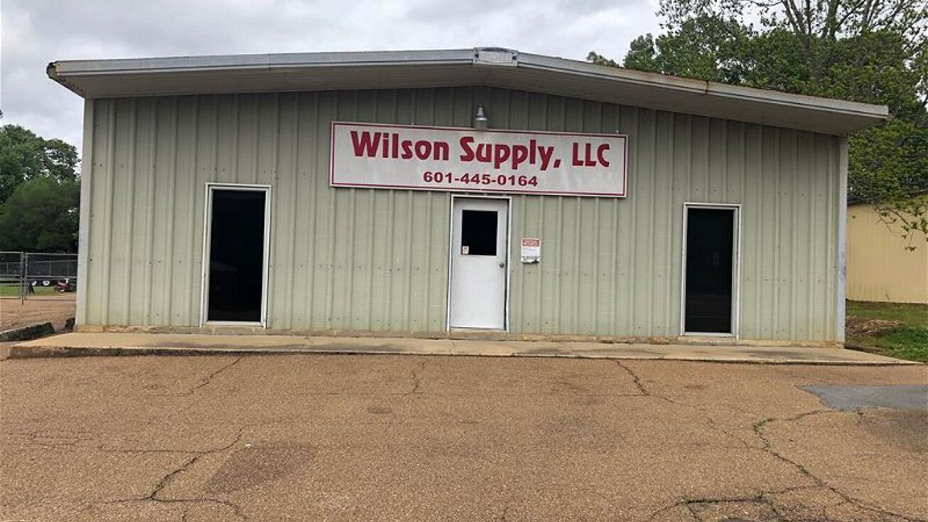 243 S Highway 61, Natchez, MS 39120