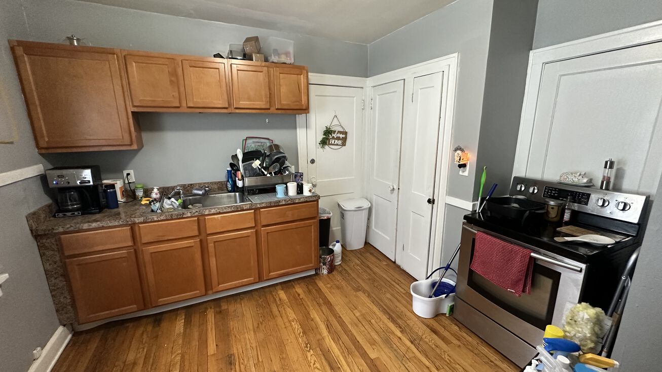 10118 Champion Ave, Cleveland, OH 44111 Multifamily Property for Sale