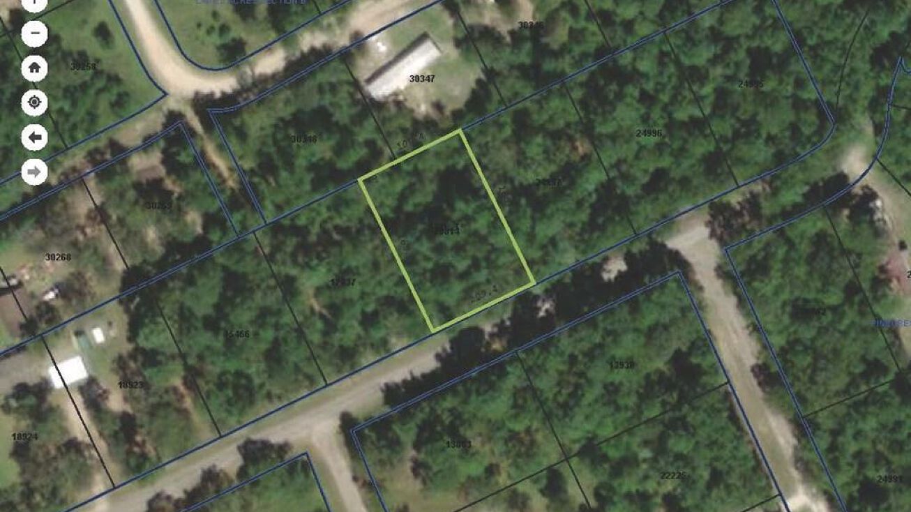 4 Hideaway Dr, Trinity, TX 75862