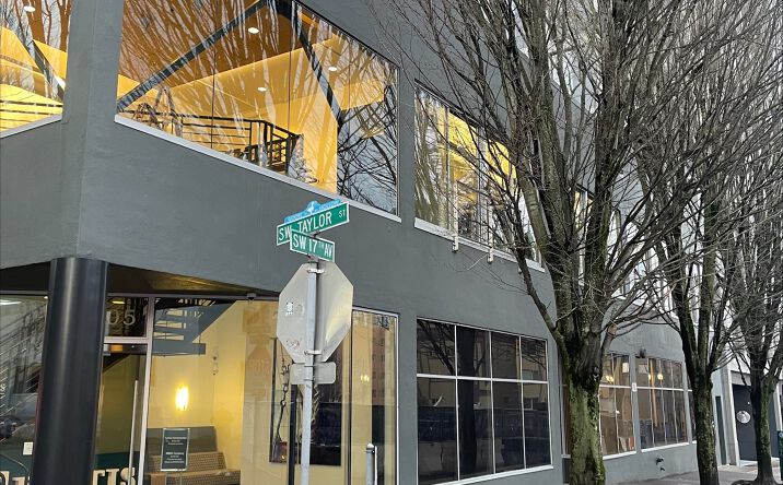 image of property at 831 SW 17TH AVE PTLAND Portland OR 97205