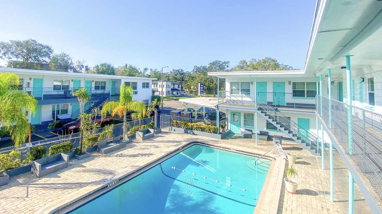 1503 9th St N, St. Petersburg, FL 33704