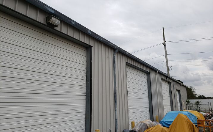 Pictures of Industrial property located at 829 W Star St, Greenville, NC 27834 for sales - image #1