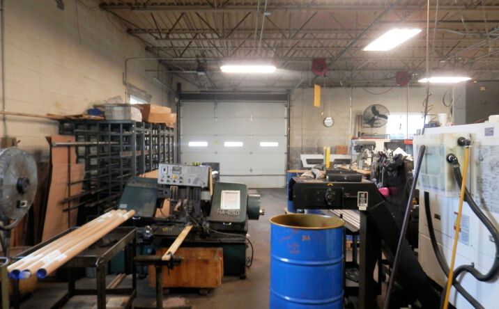 Pictures of Industrial property located at 1572 E 365th St, Eastlake, OH 44095 for comps - image #1