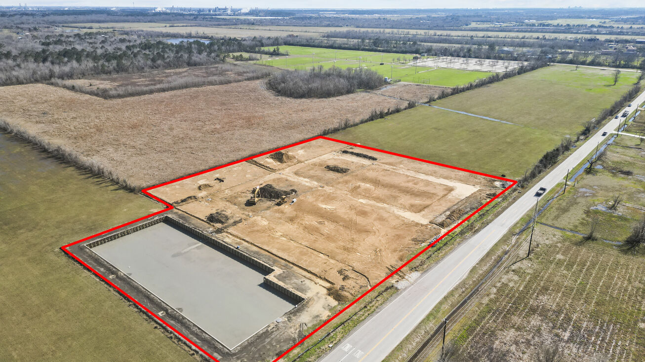 N Main St, Baytown, TX 77521