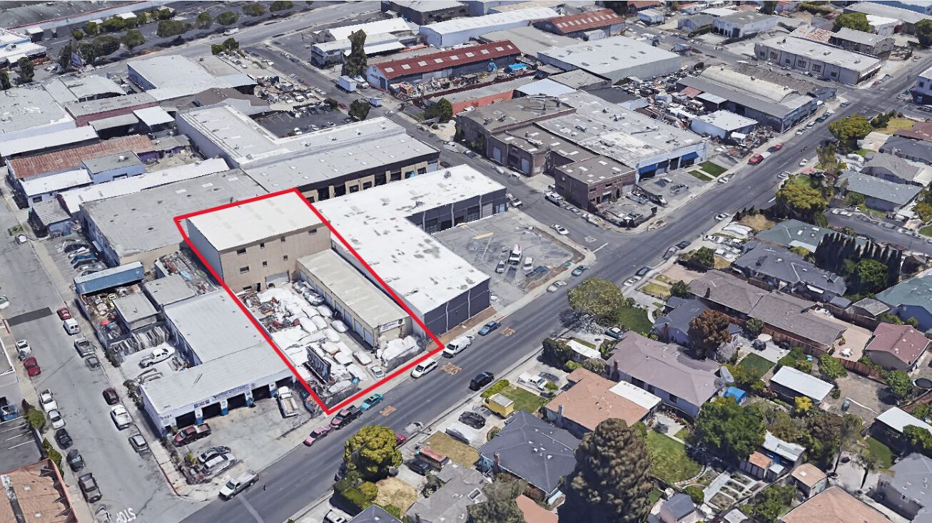 2431 Spring St, Redwood City, CA 94063
