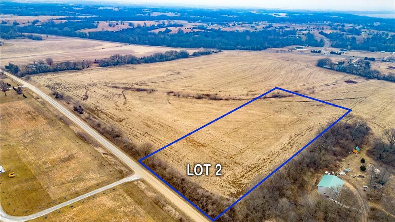 Loring Rd, Lawrence, KS 66044