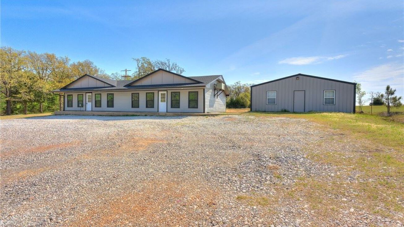 17105 Bethel Road, Shawnee, OK 74801