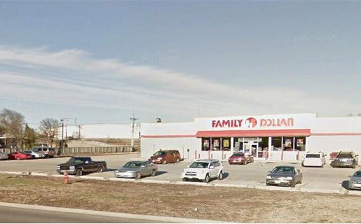 Pictures of Retail property located at 1308 Porter Wagoner Blvd, West Plains, MO 65775 for sales - image #1