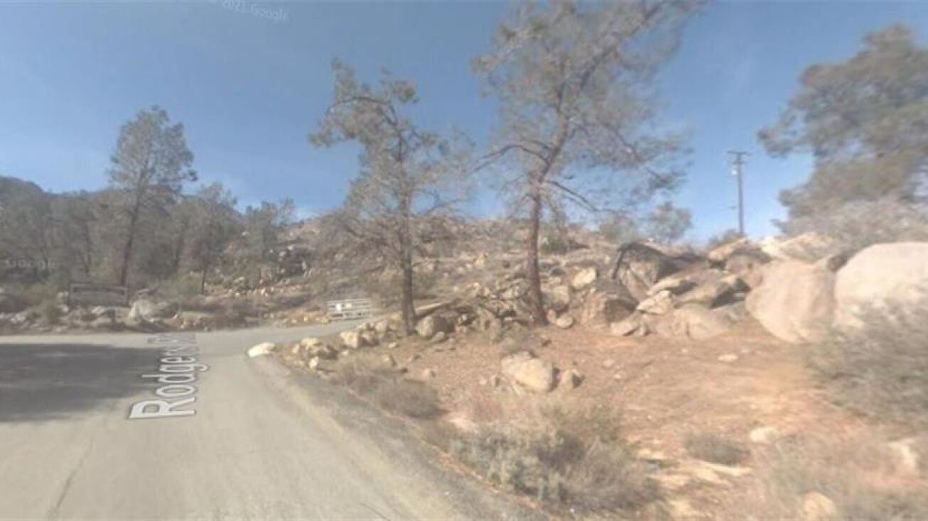 Frontier Trl, Kernville, CA 93238