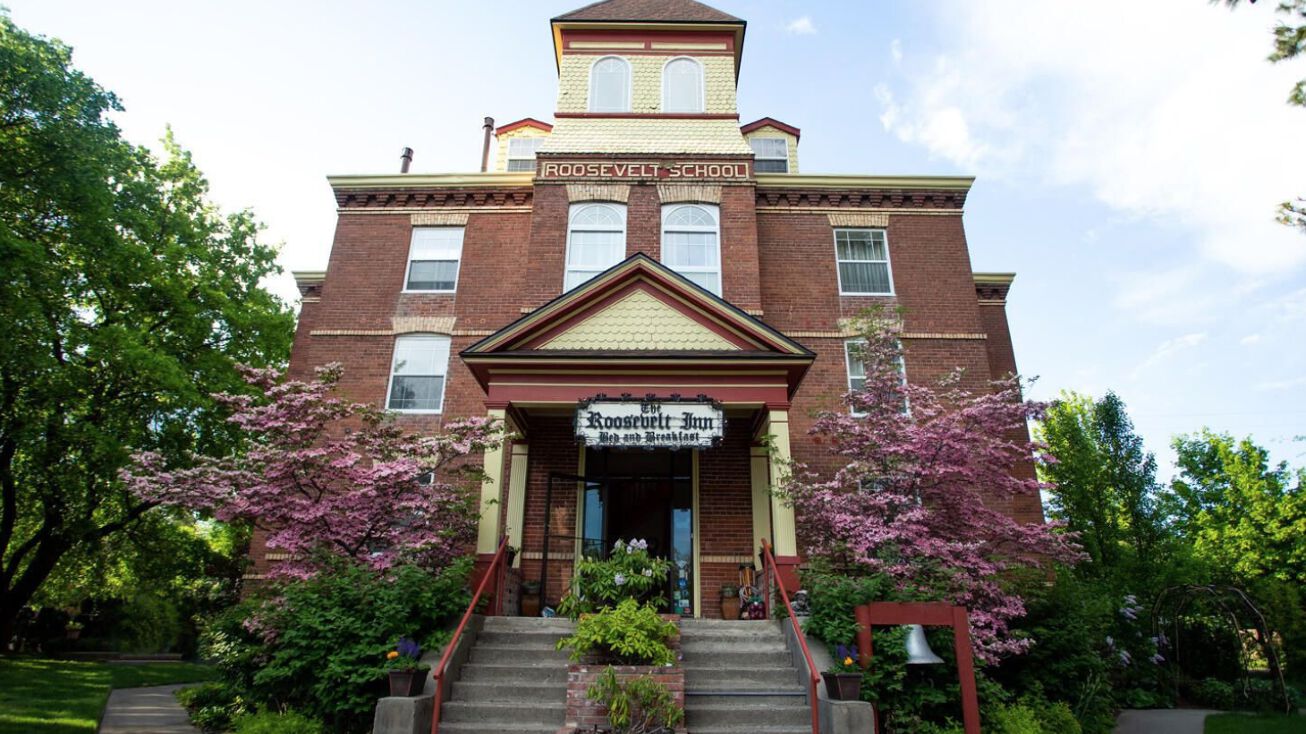 105 E Wallace Ave, Coeur d'Alene, ID 83814