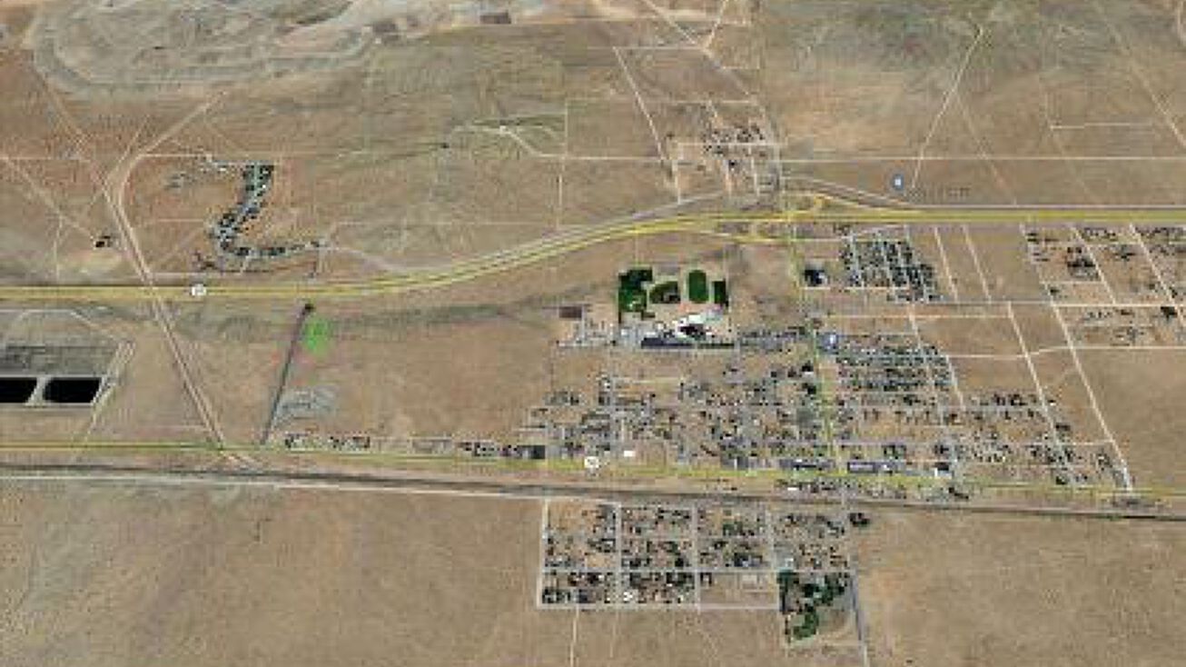 4 Park Knolls Blvd Boron, Boron, CA 93516