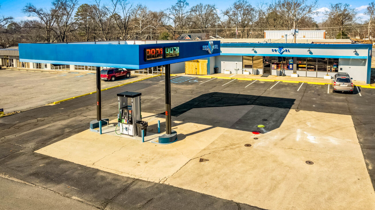 200 West Center Street, Beebe, AR 72012