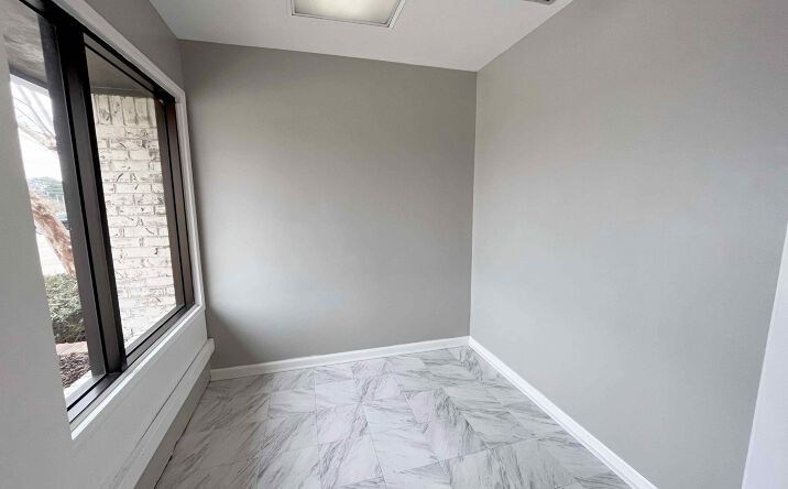 Pictures of Office property located at 1324 Main St, Gardendale, AL 35071 for comps - image #1