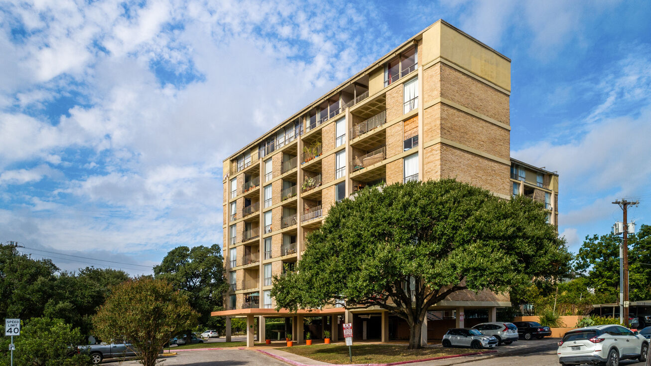 900 Burr Rd, San Antonio, TX 78209