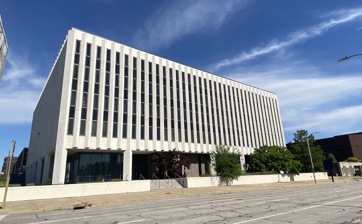 Pictures of Office property located at 220 SE 6th St, Topeka, KS 66603 for sales - image #1