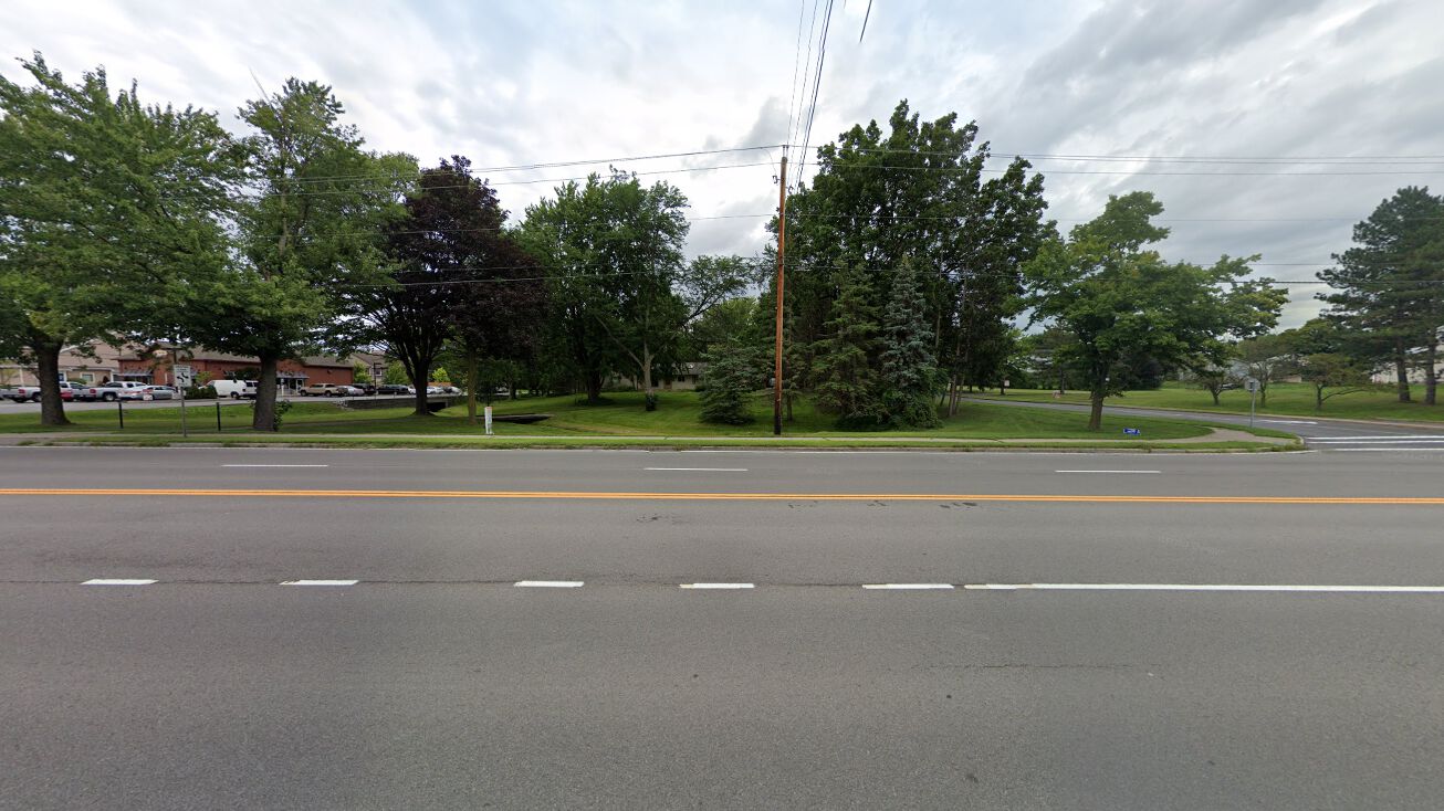 2240 Penfield Rd, Penfield, NY 14526