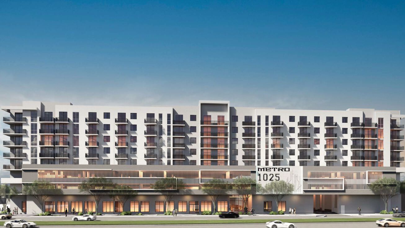 1033 E 25th St, Hialeah, FL 33013