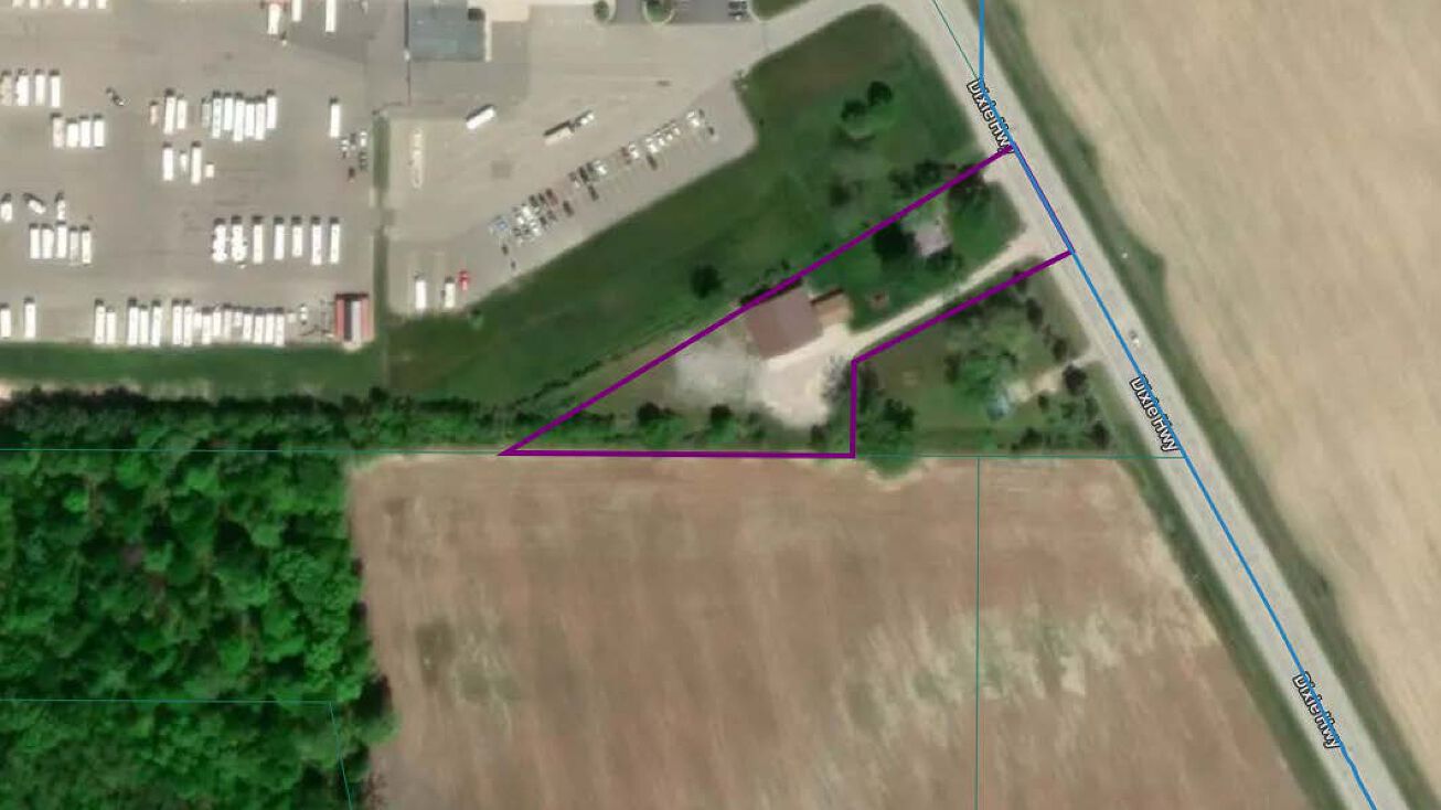 12454 Dixie Hwy, Birch Run, MI 48415 Retail Property for Sale Birch